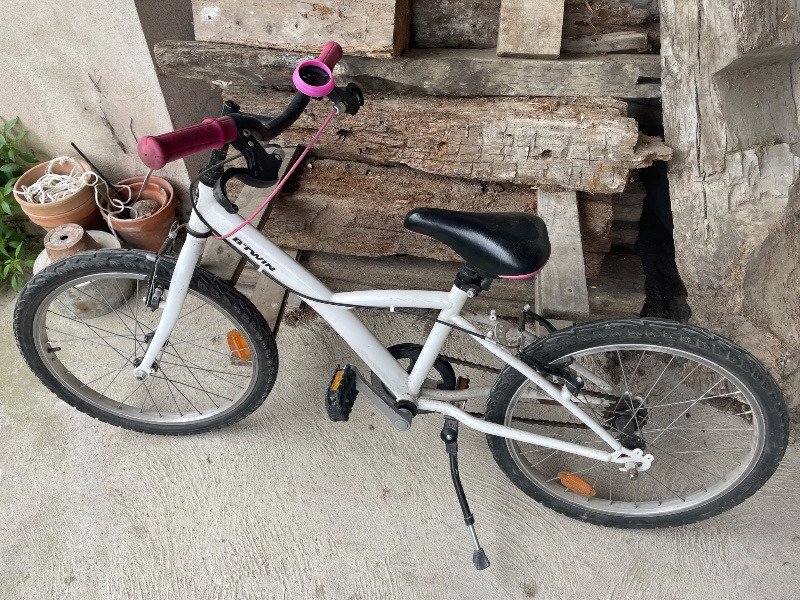 VTT Decathlon Btwin image