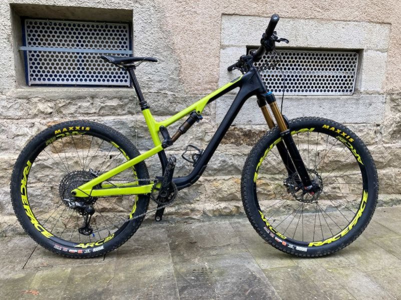 VTT Rocky-Mountain Thunderbold 90 BC édition image