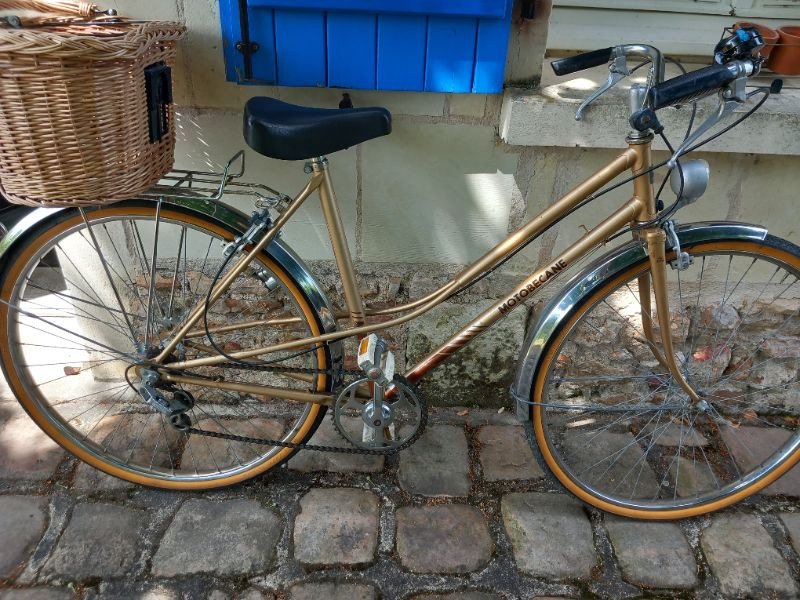 Vélo de ville Motobecane Ville image