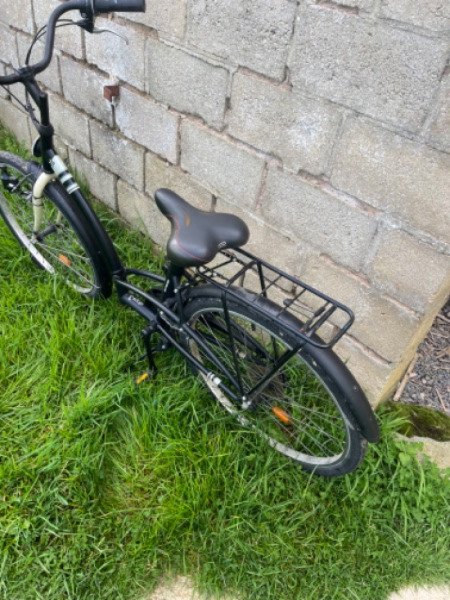 Vélo de ville B'Twin image