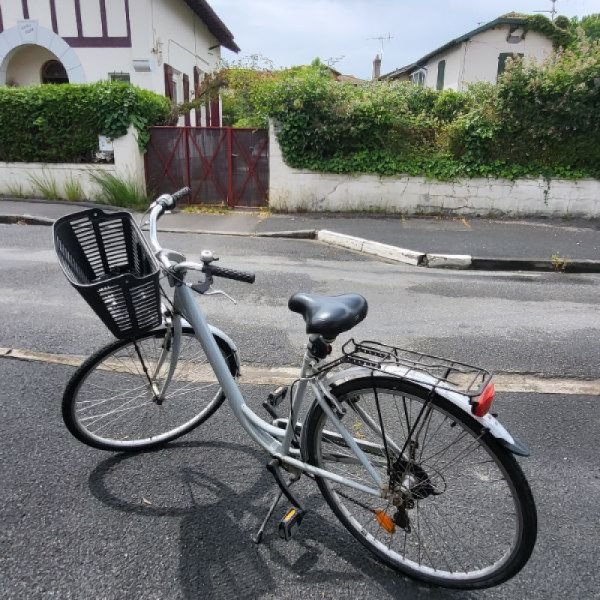 Vélo de ville image