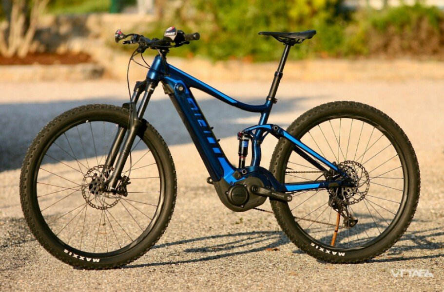 location velo GIANT STANCE E image