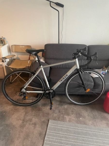 Vélo de route Triban CYCLOTOURISME RC100 GRIS image