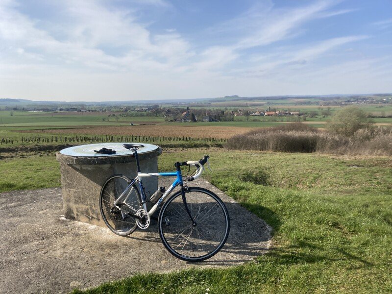 Vélo de course Décathlon en très bonne état image