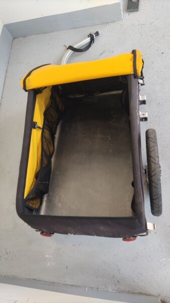 Remorque vélo Burley Nomad pour bagages ou chien image