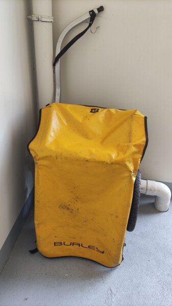 Remorque vélo Burley Nomad pour bagages ou chien image