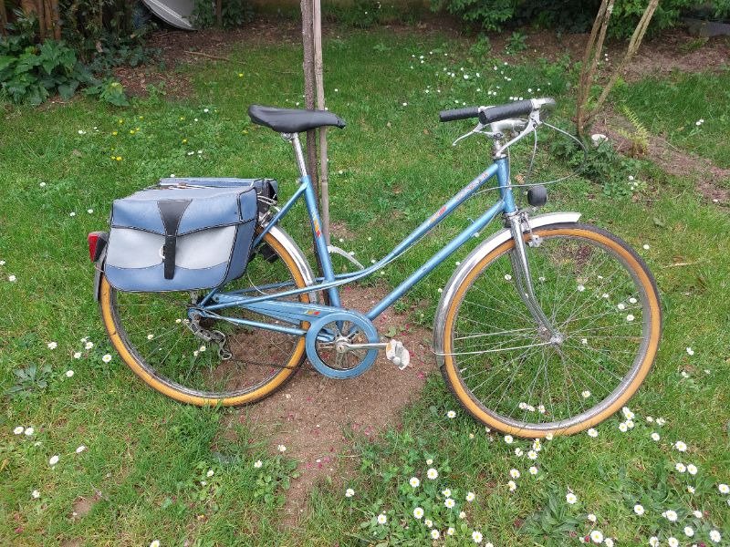 Vélo de ville image