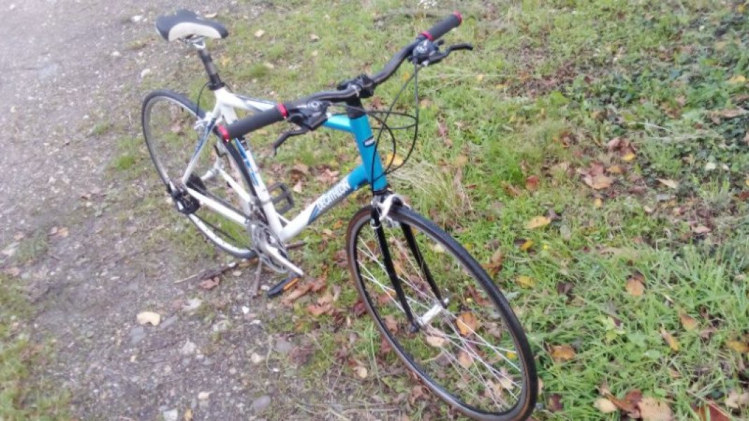 Vélo de route DECATHLON  21 image