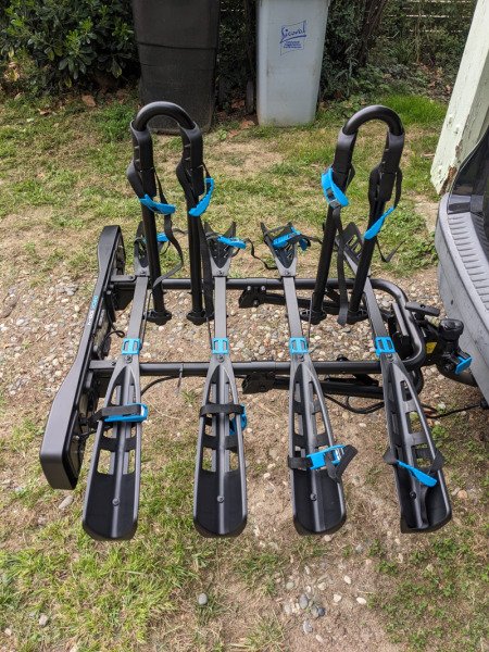 Porte Vélo 4 Places basculant sur attelage image