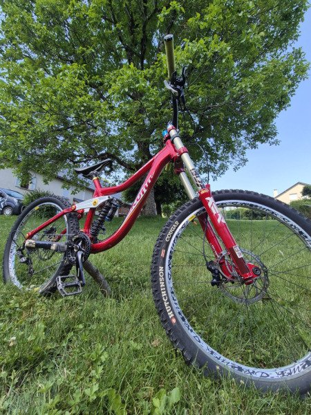 Kona Supreme Operator 2013 image
