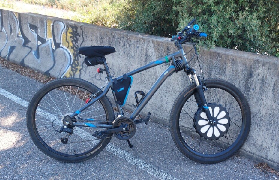 Vélo Rockrider 27.5P avec roue avant électrique Teebike image