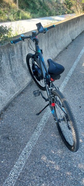 Vélo Rockrider 27.5P avec roue avant électrique Teebike image