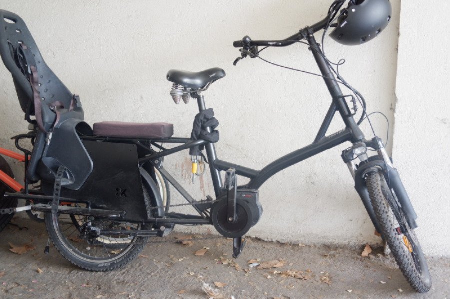 Vélo électrique siège 2 enfant + banquette image
