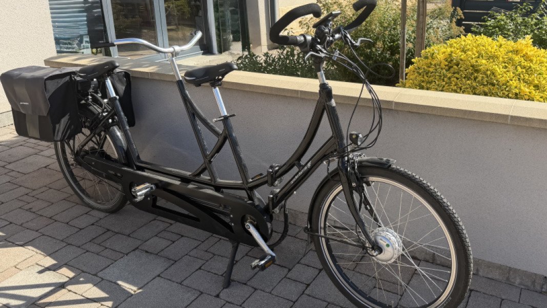 Tandem VAE pliable Amsterdam Air image