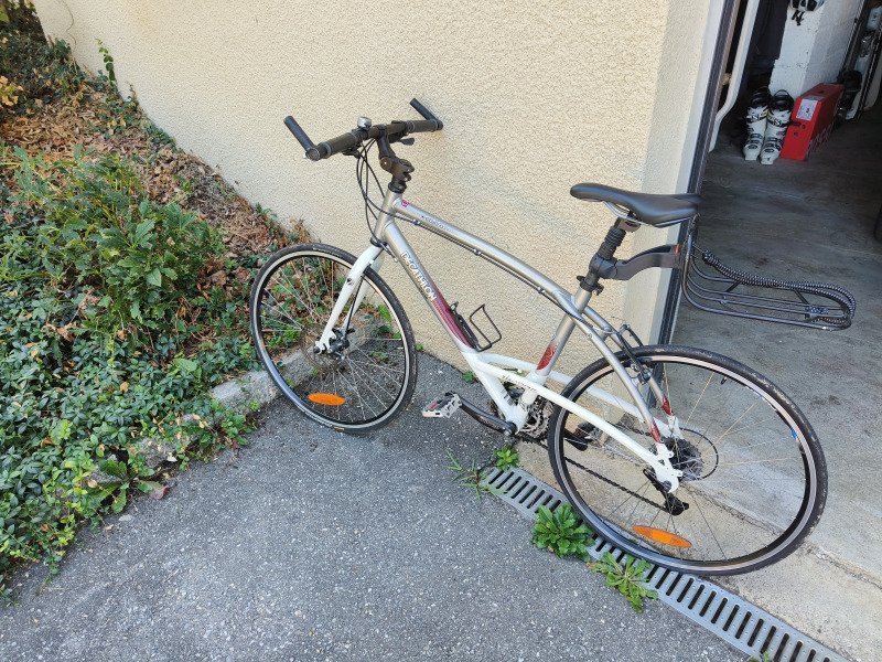 Vélo de route Decathlon triban image