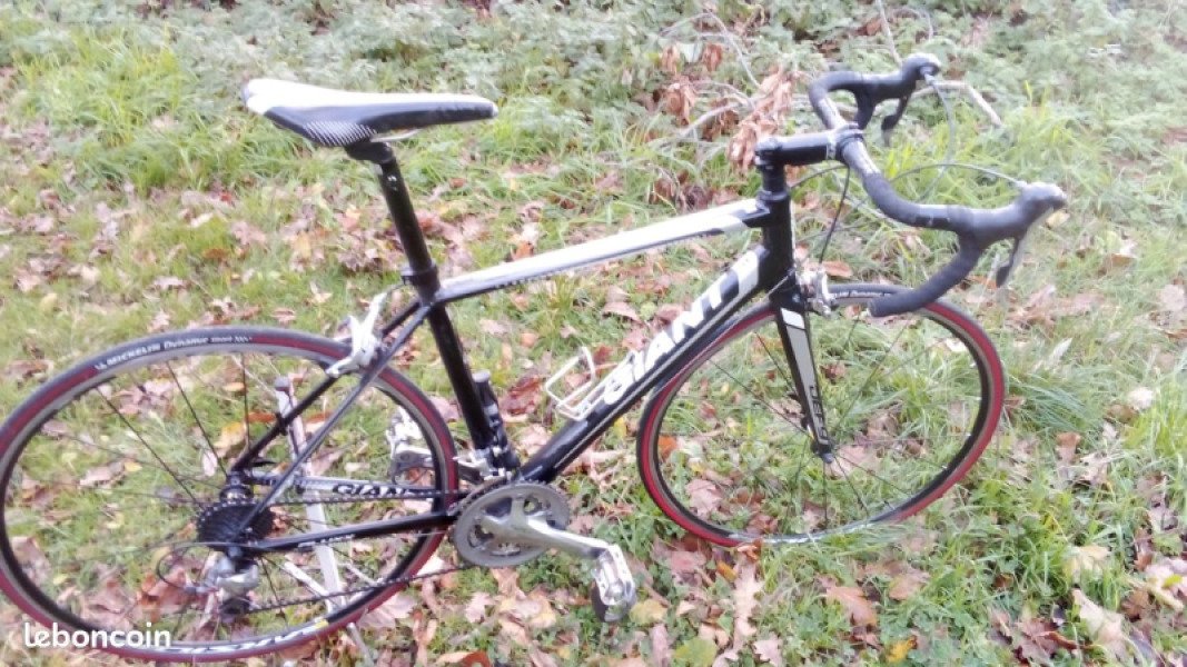 VELO ROUTE GIANT image
