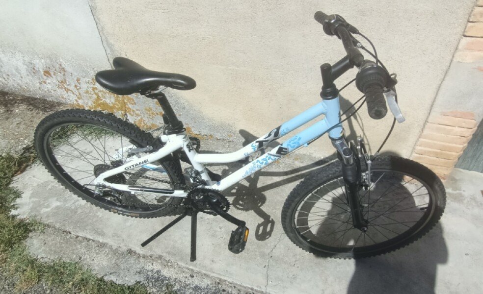 VTT loisirs mixte 24 pouces bleu/blanc image