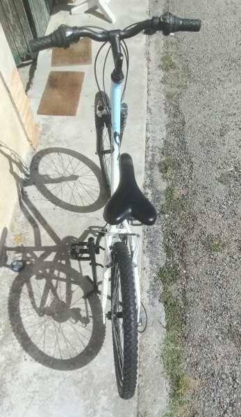 VTT loisirs mixte 24 pouces bleu/blanc image