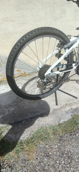 VTT loisirs mixte 24 pouces bleu/blanc image