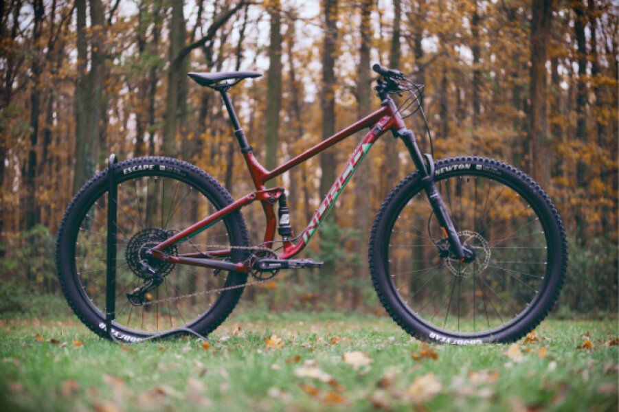 Location vélo enduro, all mountain et vtt sur Annecy image