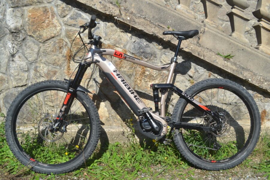 VTT éléctrique tout suspendue all montain image